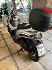 Piaggio Beverly 250 2005-thumb-4