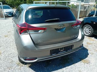 Toyota Auris 2016-thumb-5