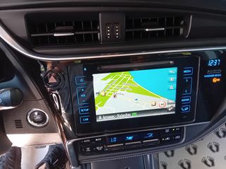 Toyota Auris 2016-thumb-13