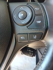 Toyota Auris 2016-thumb-15