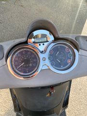 Piaggio Beverly 250 2008-thumb-3
