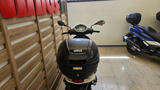 Piaggio Fly 125 2016-thumb-7