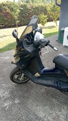 Piaggio XEvo 400 2012-thumb-1