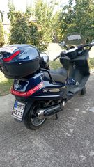 Piaggio XEvo 400 2012-thumb-3