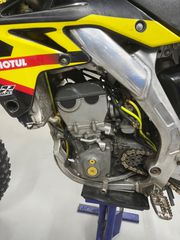 Suzuki RM-Z 250 2009-thumb-3