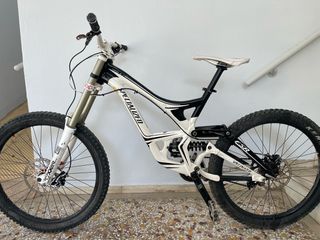 Downhill - Enduro - Trail Specialized 2010 Demo 8 I