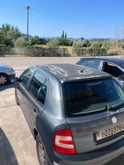 Skoda Fabia 2006-thumb-10