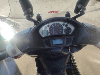 Yamaha VP 300 Versity 2004 VP 300-thumb-1