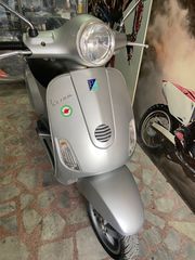 Vespa LX 150 2009-thumb-1