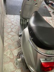 Vespa LX 150 2009-thumb-3