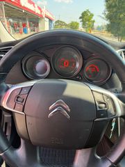 Citroen C4 2016 1.2 e-THP Live Edition-thumb-10