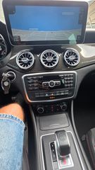 Mercedes-Benz GLA 45AMG 2014-thumb-11