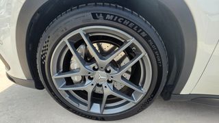 Mercedes-Benz GLA 45AMG 2014-thumb-13