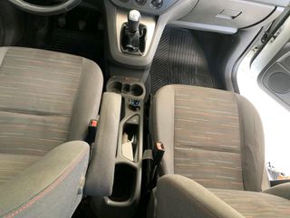 Ford C-Max 2007-thumb-11