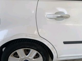 Ford C-Max 2007-thumb-12