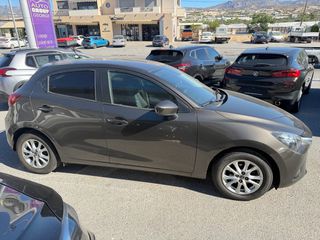 Mazda 2 2017-thumb-7
