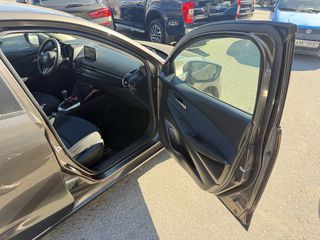 Mazda 2 2017-thumb-9