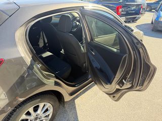 Mazda 2 2017-thumb-11