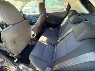 Mazda 2 2017-thumb-15