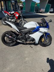 Honda CBR 600 F 2016