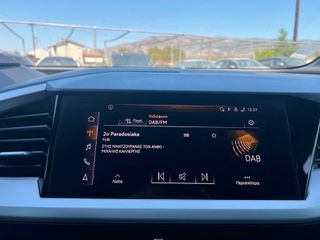 Audi e-tron 2022-thumb-12
