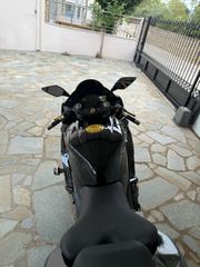 Yamaha YZF-R1 2005-thumb-5