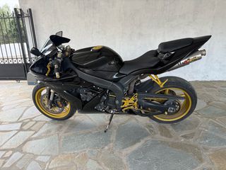Yamaha YZF-R1 2005-thumb-6