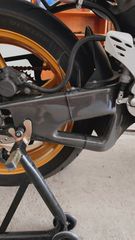 Yamaha YZF-R1 2010-thumb-16