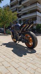 Yamaha YZF-R1 2010-thumb-23
