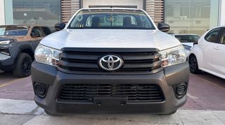 Toyota Hilux 2018 SC 4X4-thumb-2