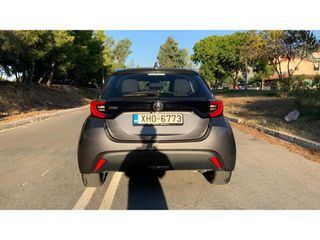 Toyota Yaris 2024 ACTIVE PLUS-thumb-3