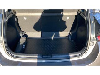 Toyota Yaris 2024 ACTIVE PLUS-thumb-13