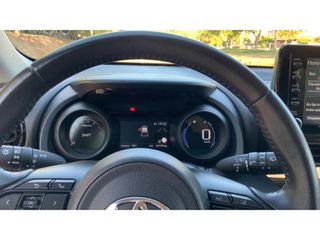 Toyota Yaris 2024 ACTIVE PLUS-thumb-10