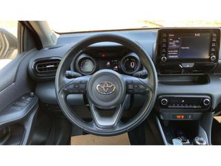 Toyota Yaris 2024 STYLE-thumb-9