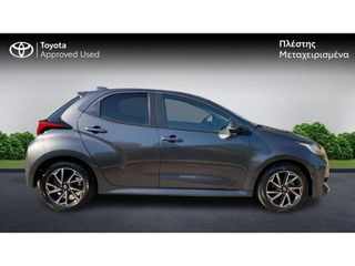Toyota Yaris 2024 STYLE-thumb-5