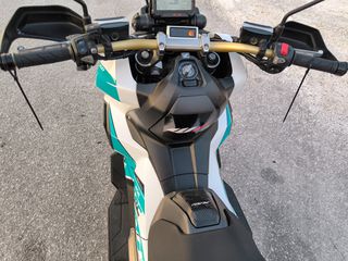 Honda X-ADV 2018-thumb-8