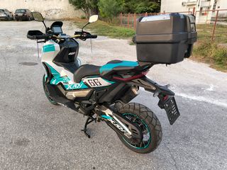 Honda X-ADV 2018-thumb-11