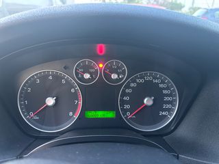 Ford Focus 2008-thumb-8