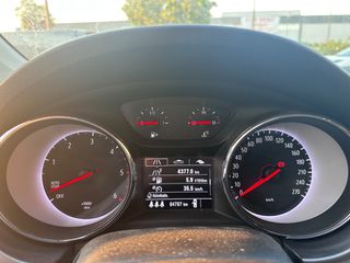 Opel Astra 2018 FULL EXTRA-thumb-9