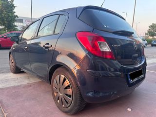 Opel Corsa 2011-thumb-4