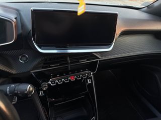 Peugeot 2008 2021 Gt line-thumb-25