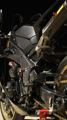 Yamaha YZF-R1 2010 CROSSPLANE-thumb-6