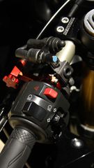 Yamaha YZF-R1 2010 CROSSPLANE-thumb-11