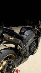 Yamaha YZF-R1 2010 CROSSPLANE-thumb-12