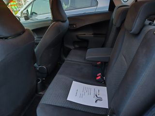 Toyota Verso-S 2013-thumb-9
