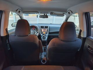 Toyota Verso-S 2013-thumb-10