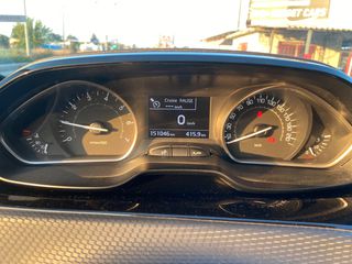 Peugeot 208 2017-thumb-12