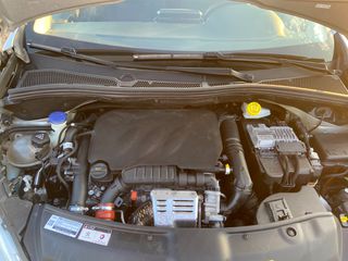 Peugeot 208 2017-thumb-19