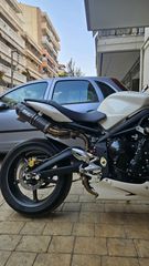 Triumph Speed Triple 2009-thumb-3