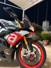 Aprilia Tuono 2017 1100rr V4 FACTORY-thumb-3